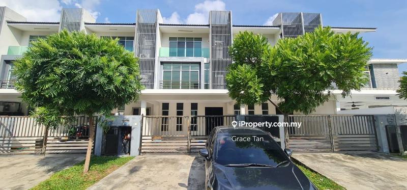 3-storey Terraced House for Sale in Taman Bangi Avenue, Bangi by Grace Tan - iProperty.com.my