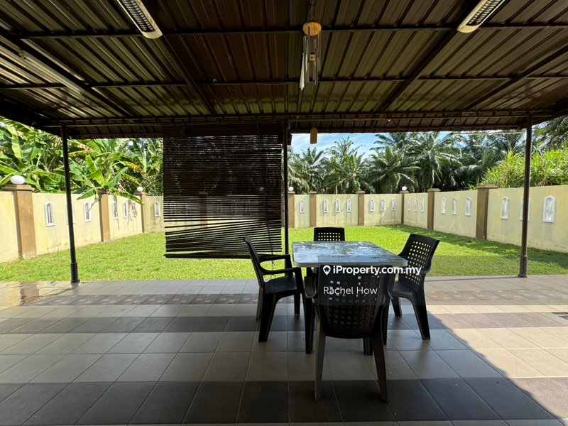 Bungalow House for Sale in Kampung Cina, Sitiawan by Rachel How - iProperty.com.my