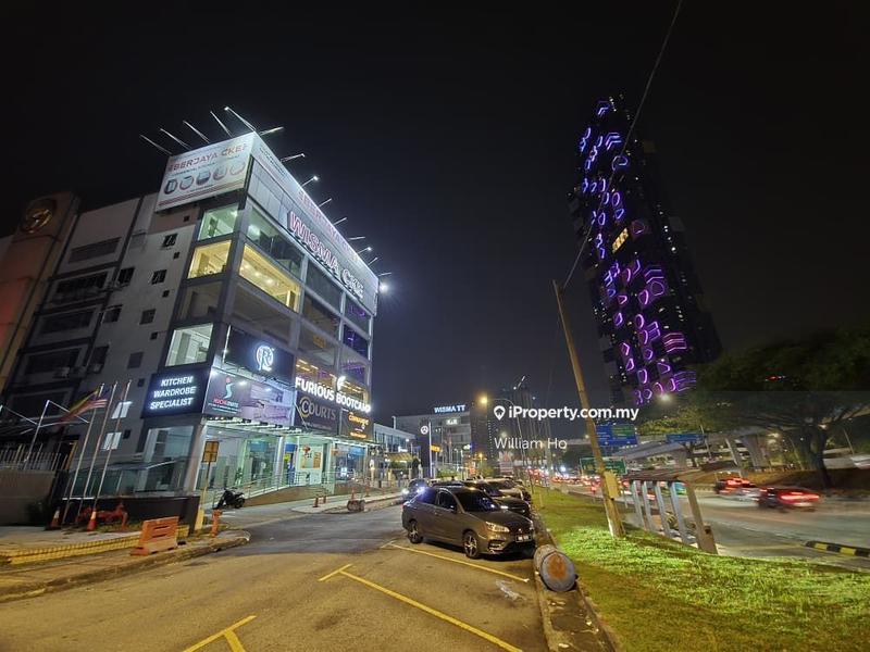 For Rent - RETAIL OFFICE