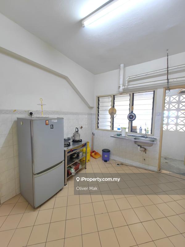 For Rent - Vista Komanwel C