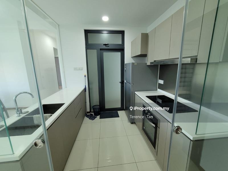 Service Residence for Sale in Crescent Bay Suites (Teluk Bayu) by Terence Tan - iProperty.com.my