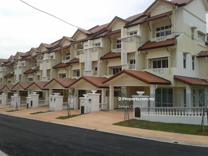 Rumah Berangkai 3 Tingkat untuk Dijual di Setia Alam ( Anjung Sari), Setia Alam oleh Simon Chang - iProperty.com.my