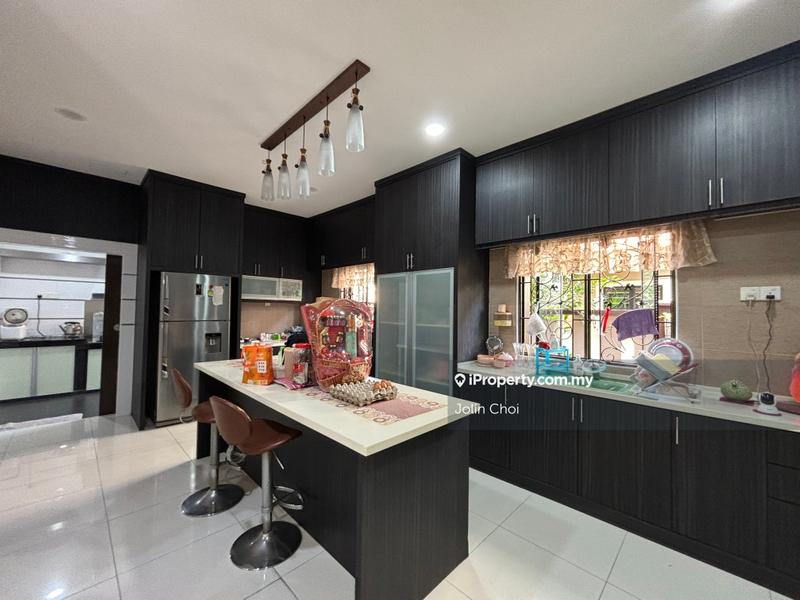 Bungalow House for Sale in Bandar Puteri Puchong, Puchong by Jolin Choi - iProperty.com.my