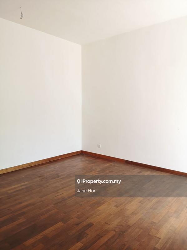 Townhouse for Sale in 16 Sierra, Puchong by Jane Hor - iProperty.com.my