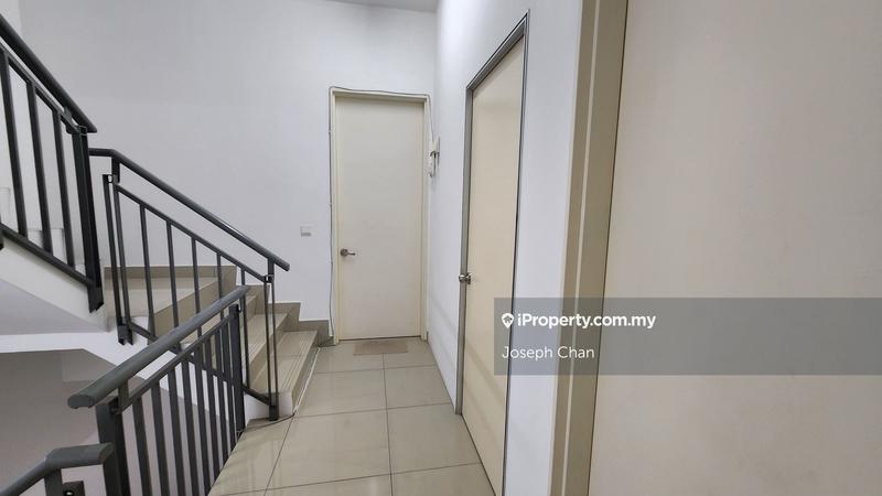 Rumah Berkembar untuk Dijual di Setia Utama, Setia Alam oleh Joseph Chan - iProperty.com.my
