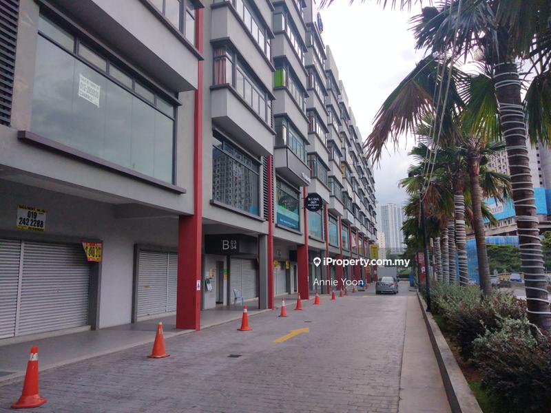 Shop / Office untuk Dijual di Taman Connaught, Cheras oleh Annie Yoon - iProperty.com.my