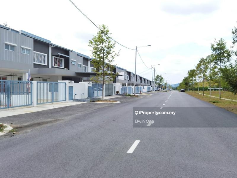 Rumah Teres 2-Tingkat untuk Dijual di Eco Grandeur Laman Haris Bandar Puncak Alam, Puncak Alam oleh Elwin Ong - iProperty.com.my