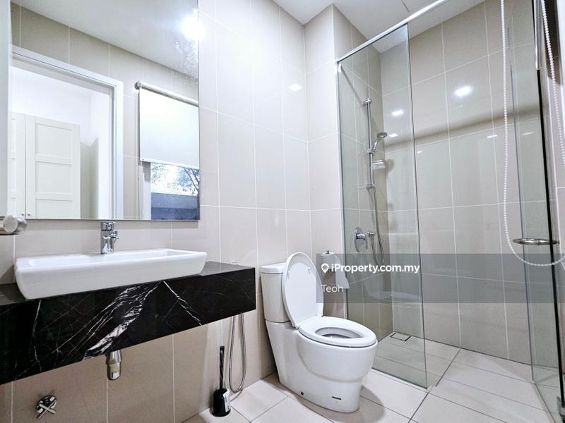 For Sale - Pavilion Hilltop