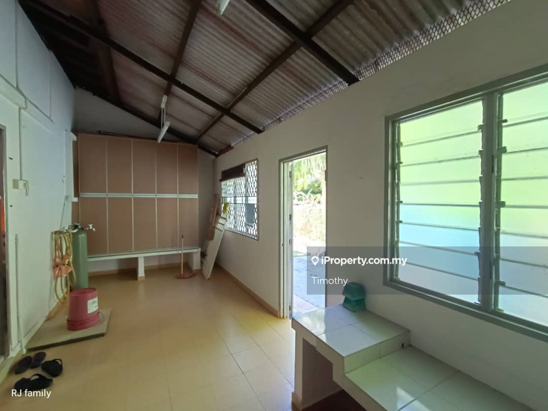 Rumah Teres 1-Tingkat untuk Dijual di Ujong Pasir, Melaka oleh Timothy - iProperty.com.my