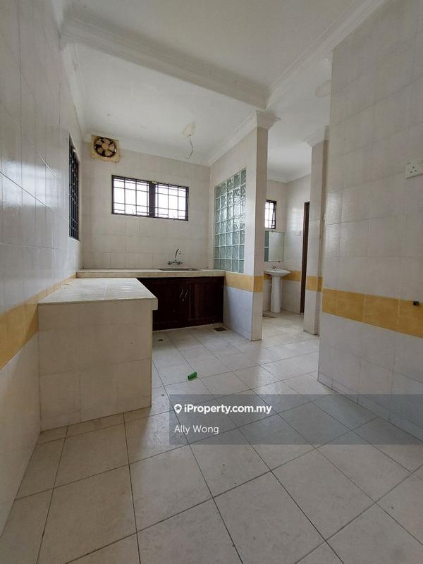 Bungalow House for Sale in Taman U Thant, Ampang by Ally Wong - iProperty.com.my