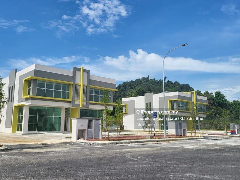 For Rent - AXIS PUNCAK ALAM, PP5 SEMI-D SHOP OFFICE