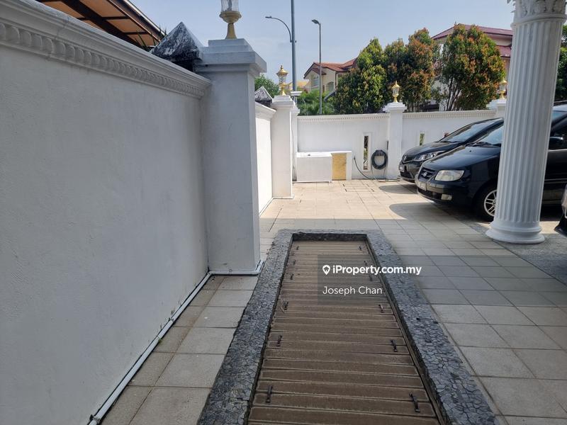 Bungalow House for Sale in Seksyen 7, Shah Alam by Joseph Chan - iProperty.com.my