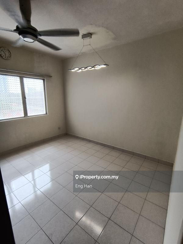 Kondominium untuk Dijual di Suriamas oleh Eng Han - iProperty.com.my
