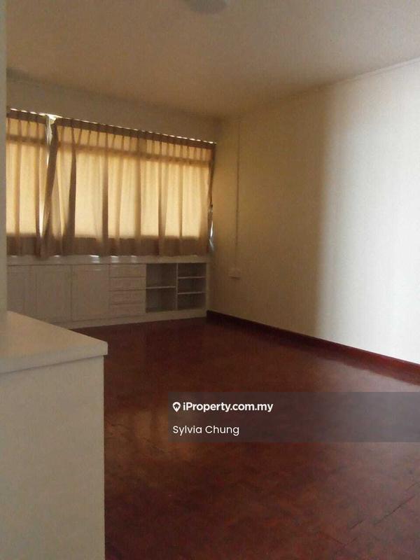 Kondominium untuk Disewa di Signal Hill Tower oleh Sylvia Chung - Living Room - iProperty.com.my