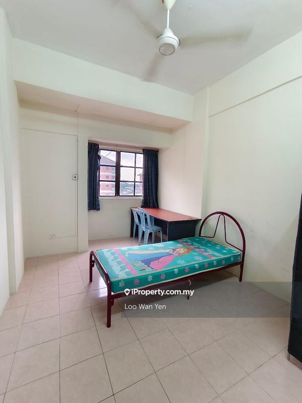 Condominium for Sale in Evergreen Park Acorn & Hazel by Loo Wan Yen - iProperty.com.my
