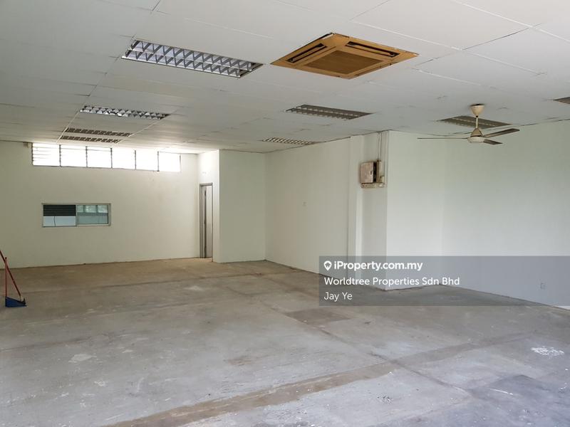 Kilang Teres untuk Dijual di TPK, Taman Perindustrian Kinrara, Puchong oleh Jay Ye - iProperty.com.my