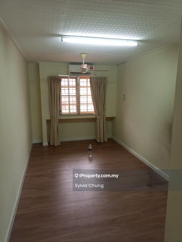 1-storey Terraced House for Rent in Taman Fantasi, Jalan Likas, Kota Kinabalu by Sylvia Chung - Interior - iProperty.com.my
