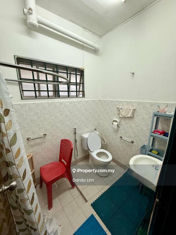 Rumah Berangkai 2 Tingkat untuk Dijual di Alam Damai, Cheras oleh Danilo Lim - Bathroom - iProperty.com.my