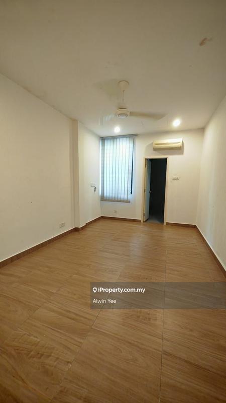 Rumah Berangkai 2 Tingkat untuk Disewa di Bukit Damansara, Damansara Heights oleh Alwin Yee - iProperty.com.my