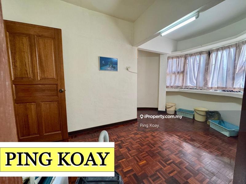 3-storey Terraced House for Sale in 3 STY TERRACE | MOUNT PLEASURE | SEAVIEW, Batu Feringghi by Ping Koay - iProperty.com.my