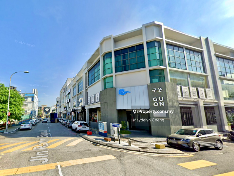 For Rent - RADIN BAGUS SRI PETALING CORNER LOT