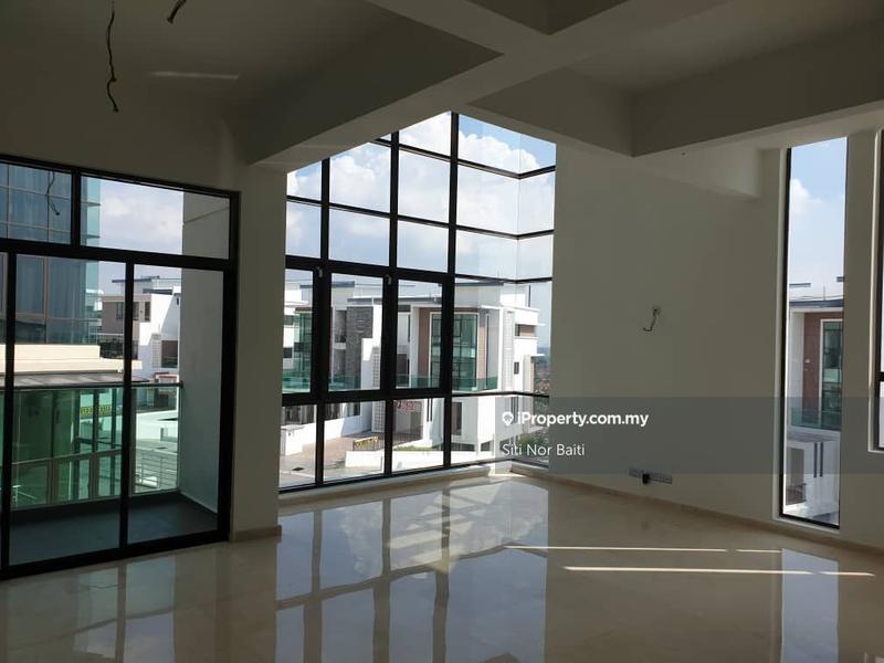 Semi-Detached House for Sale in wh698, Subang Jaya by Siti Beeb - iProperty.com.my