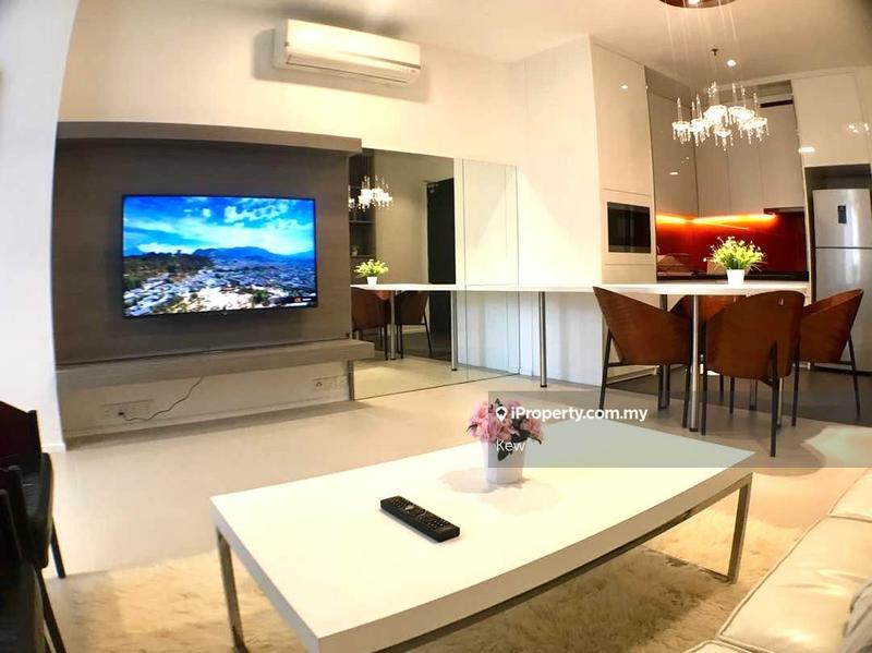 For Rent - Arcoris SOHO