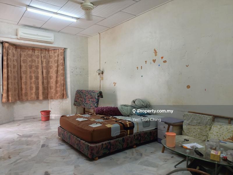 Rumah Berkembar untuk Dijual di Taman Titiwangsa, Kluang oleh Yem Soh Ching - iProperty.com.my