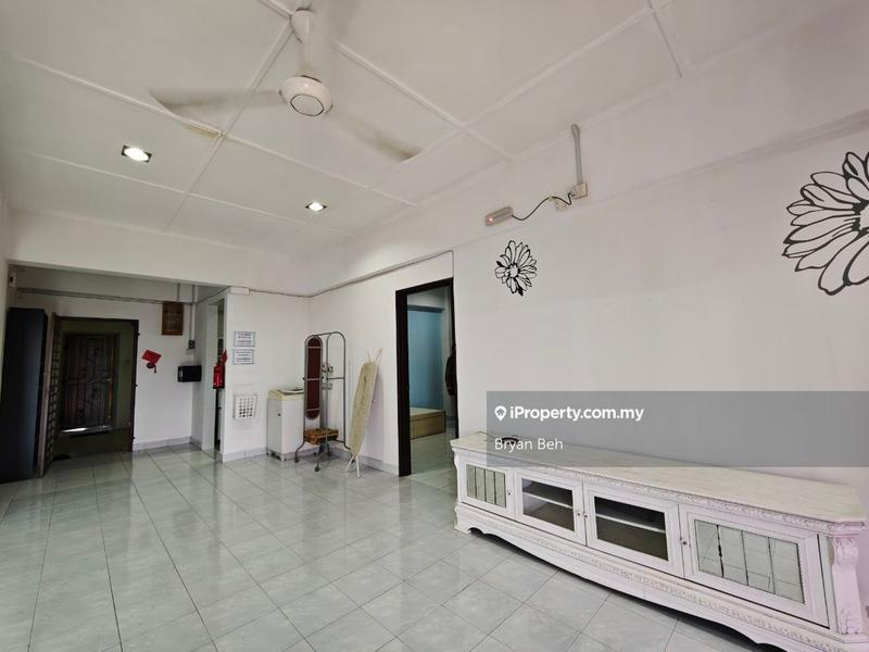 For Rent - Forest Green