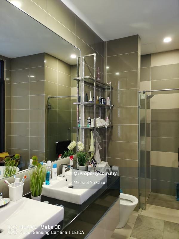 Semi-Detached House for Sale in Taman Bukit Serdang, Seri Kembangan by Michael Yb Chai - iProperty.com.my