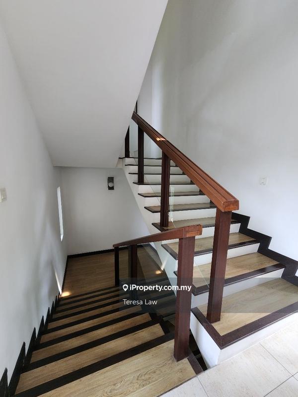 Bungalow House for Sale in Taman Equine, Seri Kembangan by Teresa Law - iProperty.com.my
