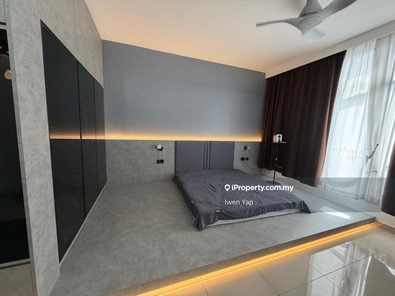 For Sale - Twin Tower Residence