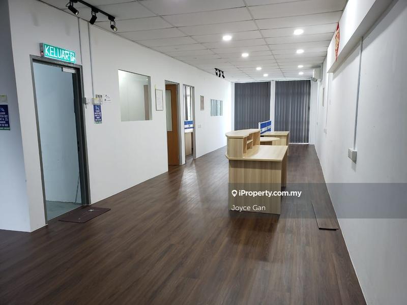 For Rent - Taman Mount Austin