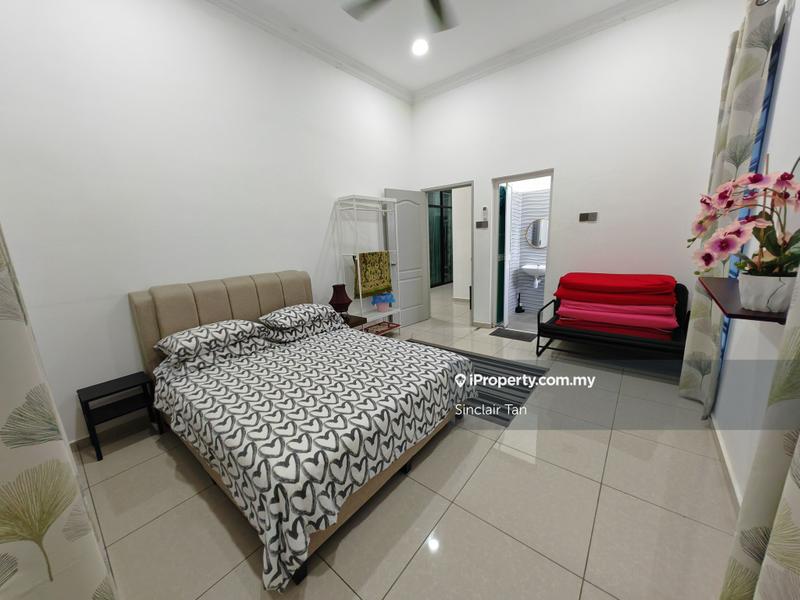 Rumah Berkembar untuk Dijual di Ujong Pasir, Melaka oleh Geoffery Wee - iProperty.com.my