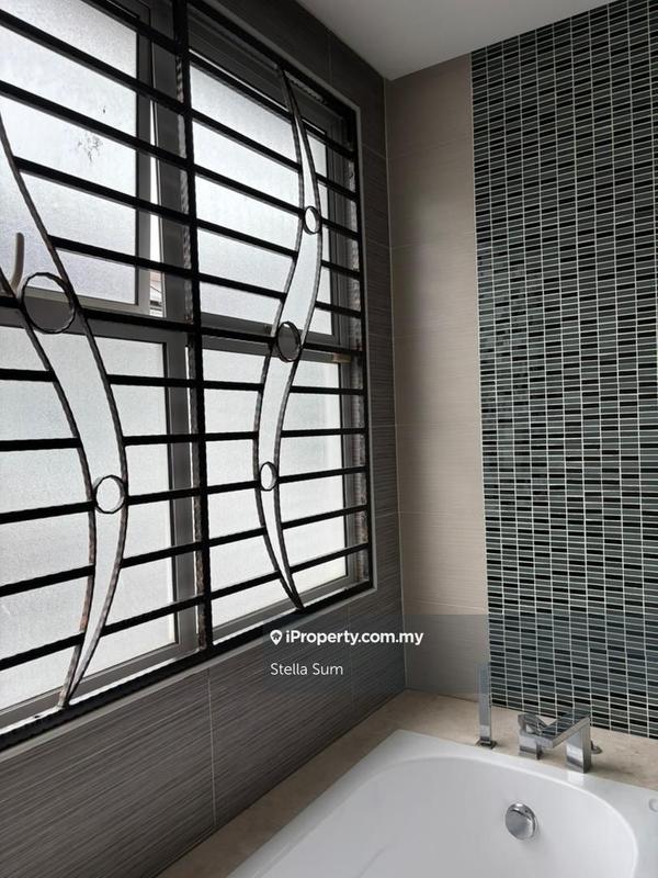 2.5-storey Terraced House for Sale in Putra Heights, Subang Jaya by Stella Sum - iProperty.com.my