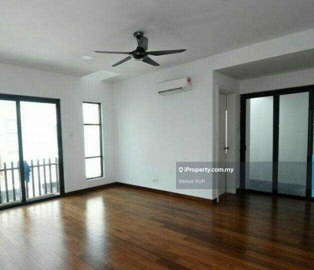 Rumah Berkembar untuk Dijual di Bandar Sungai Long, Selangor oleh Venus Koh - iProperty.com.my
