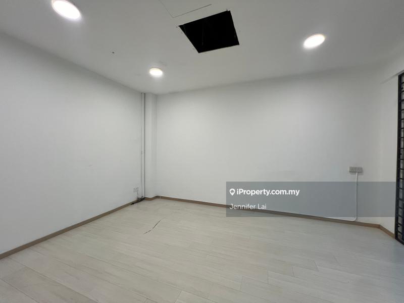 Semi-Detached House for Sale in Seksyen 25, Shah Alam by Jennifer Lai - iProperty.com.my