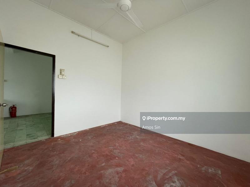 Rumah Berkembar untuk Dijual di Paya Terubong, Ayer Itam oleh Amos Sin - iProperty.com.my