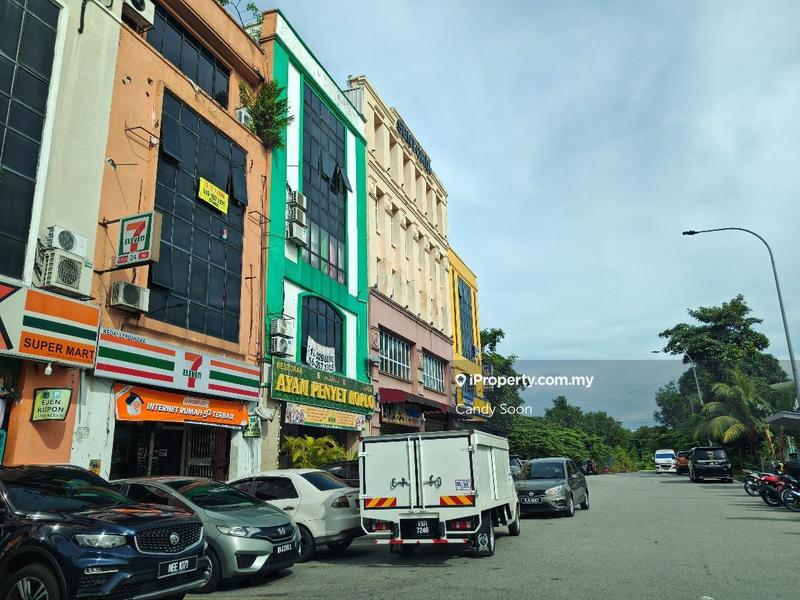 Shop-Office for Sale in Serdang, Seri Kembangan by Candy Soon - iProperty.com.my