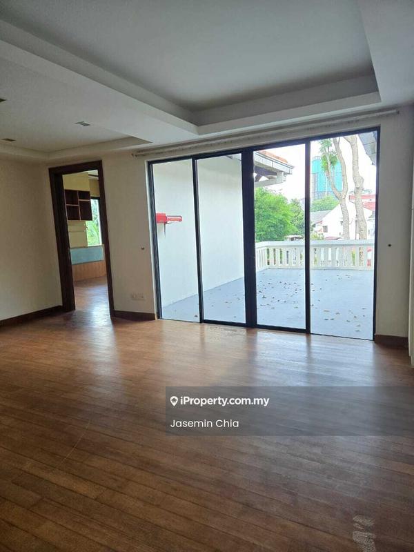 Bungalow House for Sale in Aman Bali, Jalan Ipoh by Jasemin Chia - Living Room - iProperty.com.my