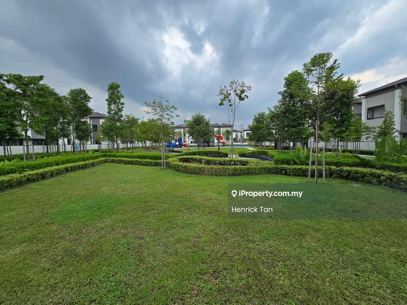 Rumah Berkembar untuk Dijual di Bandar Tropicana Aman, Telok Panglima Garang oleh Henrick Tan - iProperty.com.my