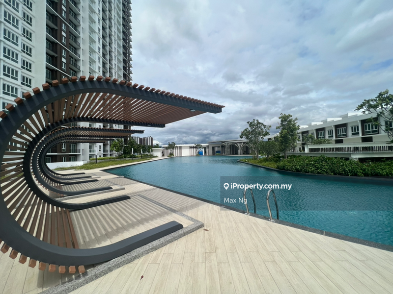 For Sale - d'Brightton