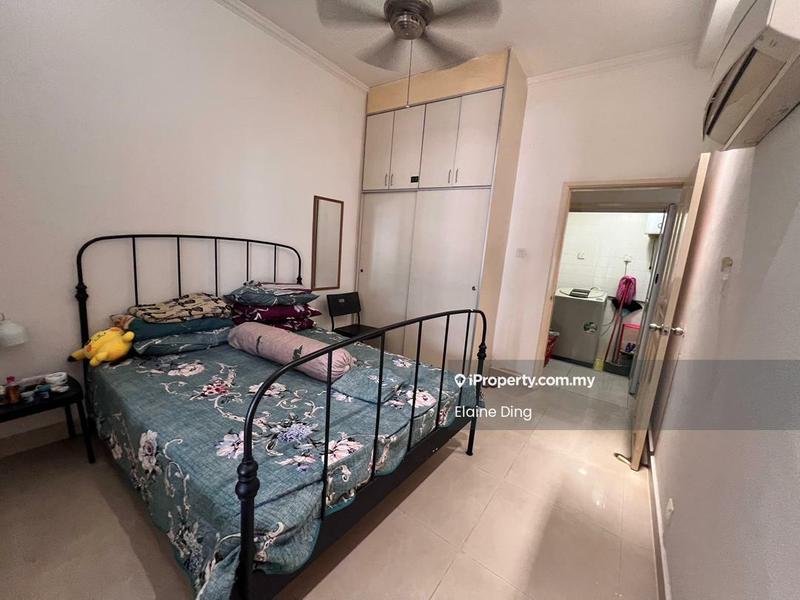 Townhouse for Rent in Country Heights, Kajang by Elaine Ding - Bedroom - iProperty.com.my