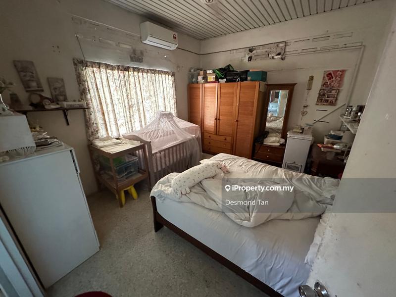 Rumah Berkembar untuk Dijual di Seksyen 17, Petaling Jaya oleh Desmond Tan - iProperty.com.my