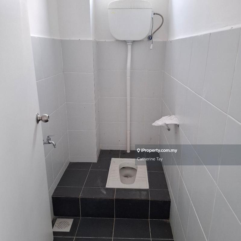 Kedai untuk Dijual di Taman Bukit Kaze, Ulu Tiram oleh Catherine Tay - iProperty.com.my