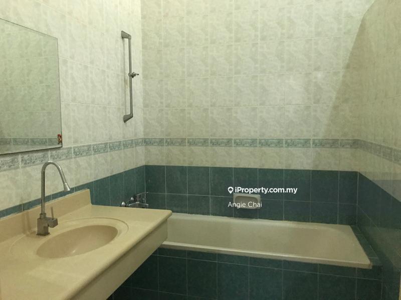 Rumah Berangkai 2 Tingkat untuk Dijual di Sunway Damansara, Kota Damansara oleh Angie Chai - iProperty.com.my