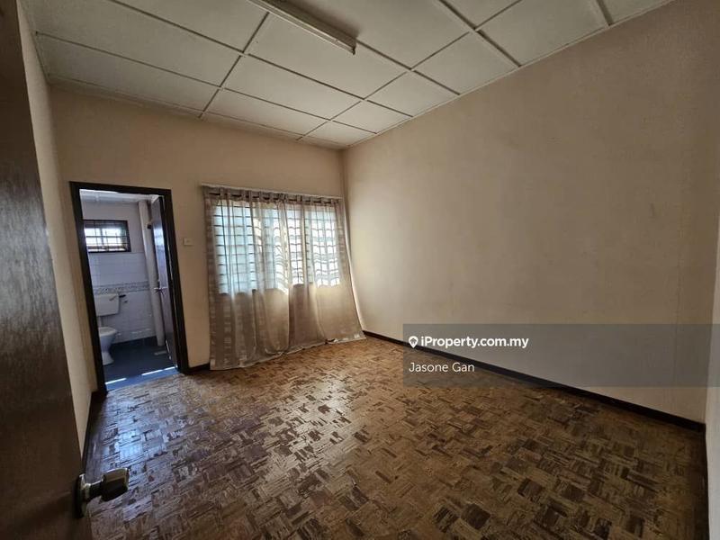 Rumah Berangkai 2 Tingkat untuk Dijual di Taman Cheng Perdana, Cheng oleh Jasone Gan - iProperty.com.my