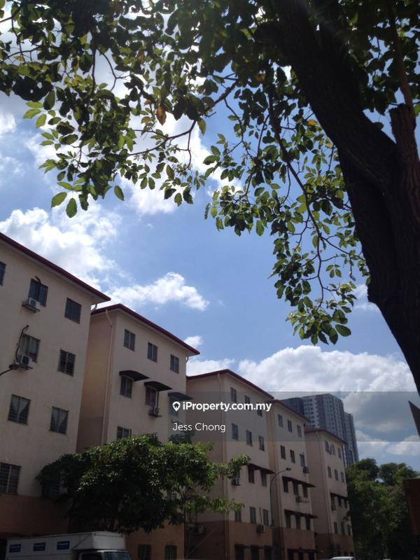 Apartment for Sale in Puchong Utama Court 2 by Jess Chong - iProperty.com.my