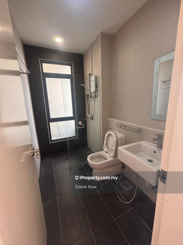 Kediaman Servis untuk Dijual di TRiGON Luxury Residences oleh Elaine Kow - iProperty.com.my