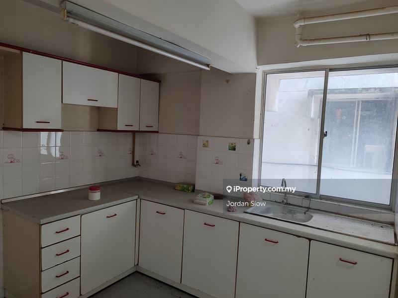 For Sale - Pangsaria Apartment